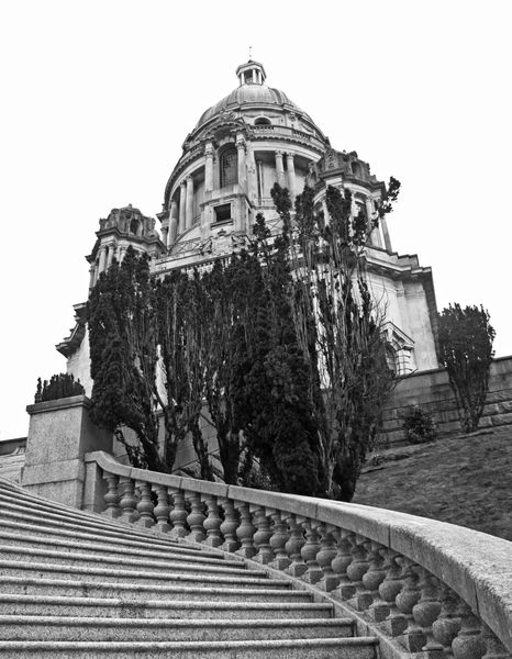 Ashton Memorial 5 B/W